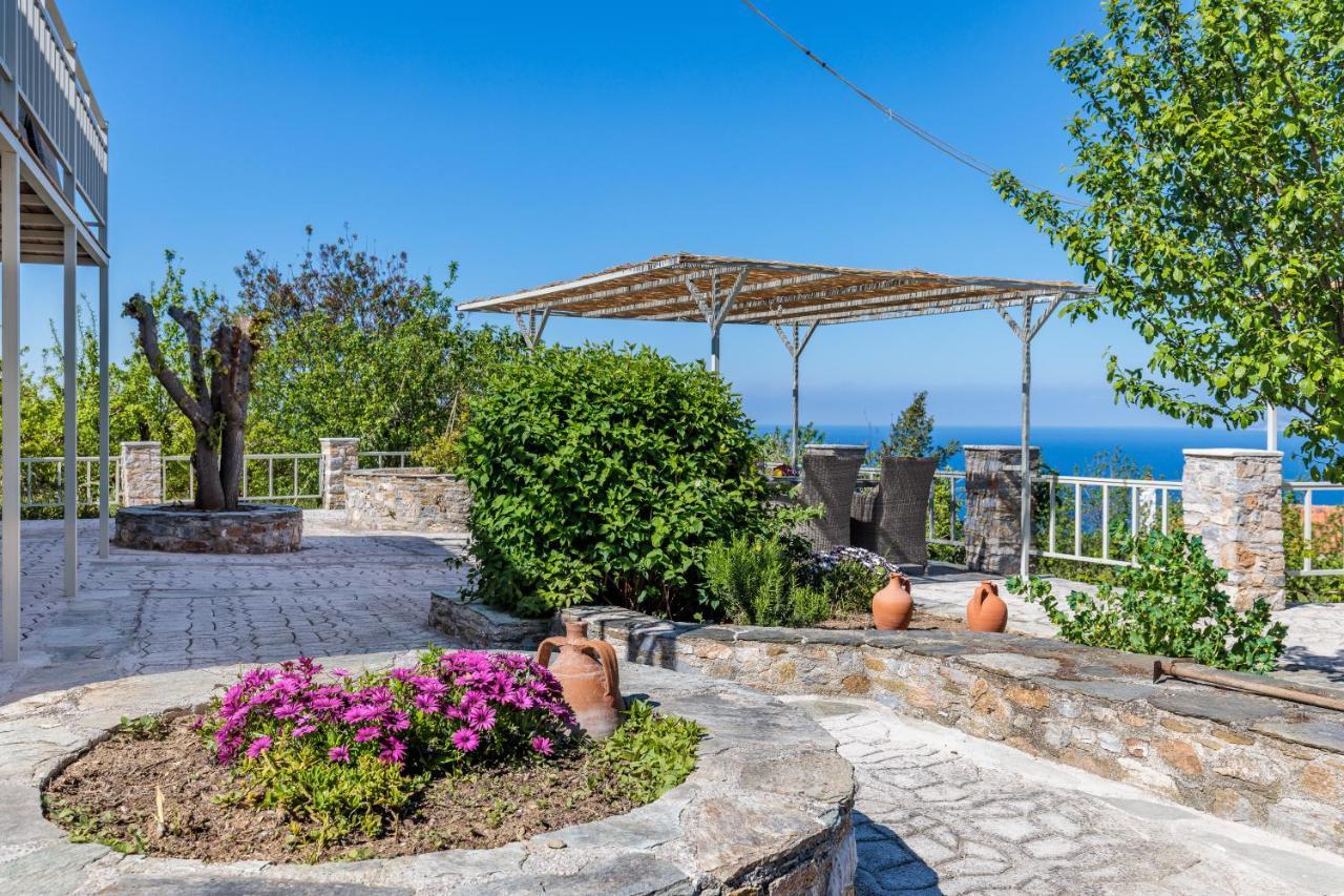 Vainas Belvedere Villa Skopelos Town Exterior foto